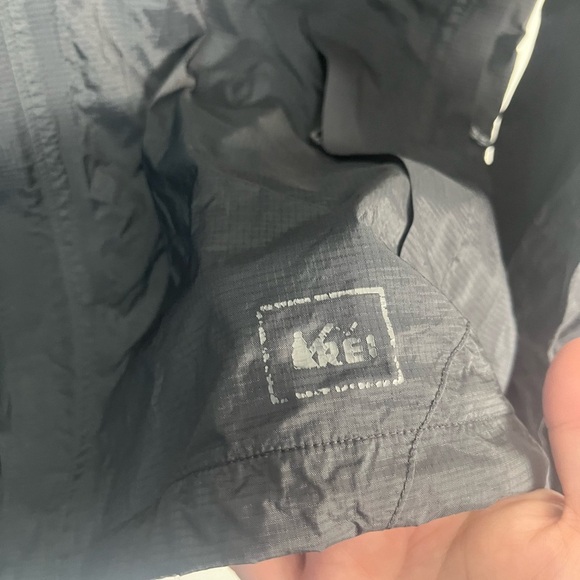 Women’s Black REI windbreaker jacket size large - Picture 2 of 7